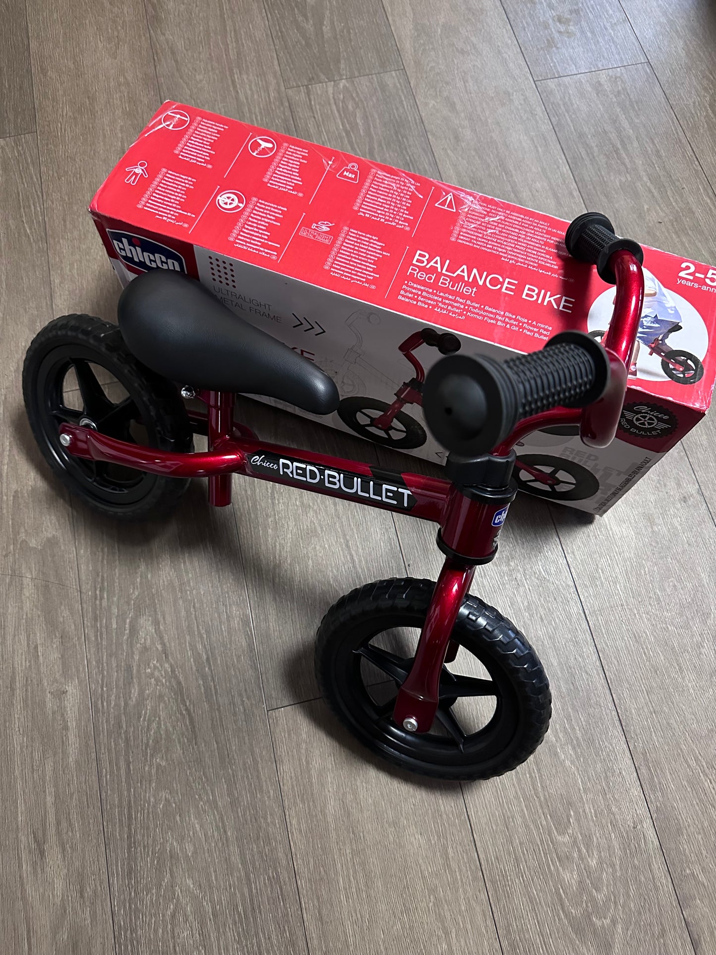 Chicco Red Bullet Laufrad für Kinder 2-5 Jahre B-Ware